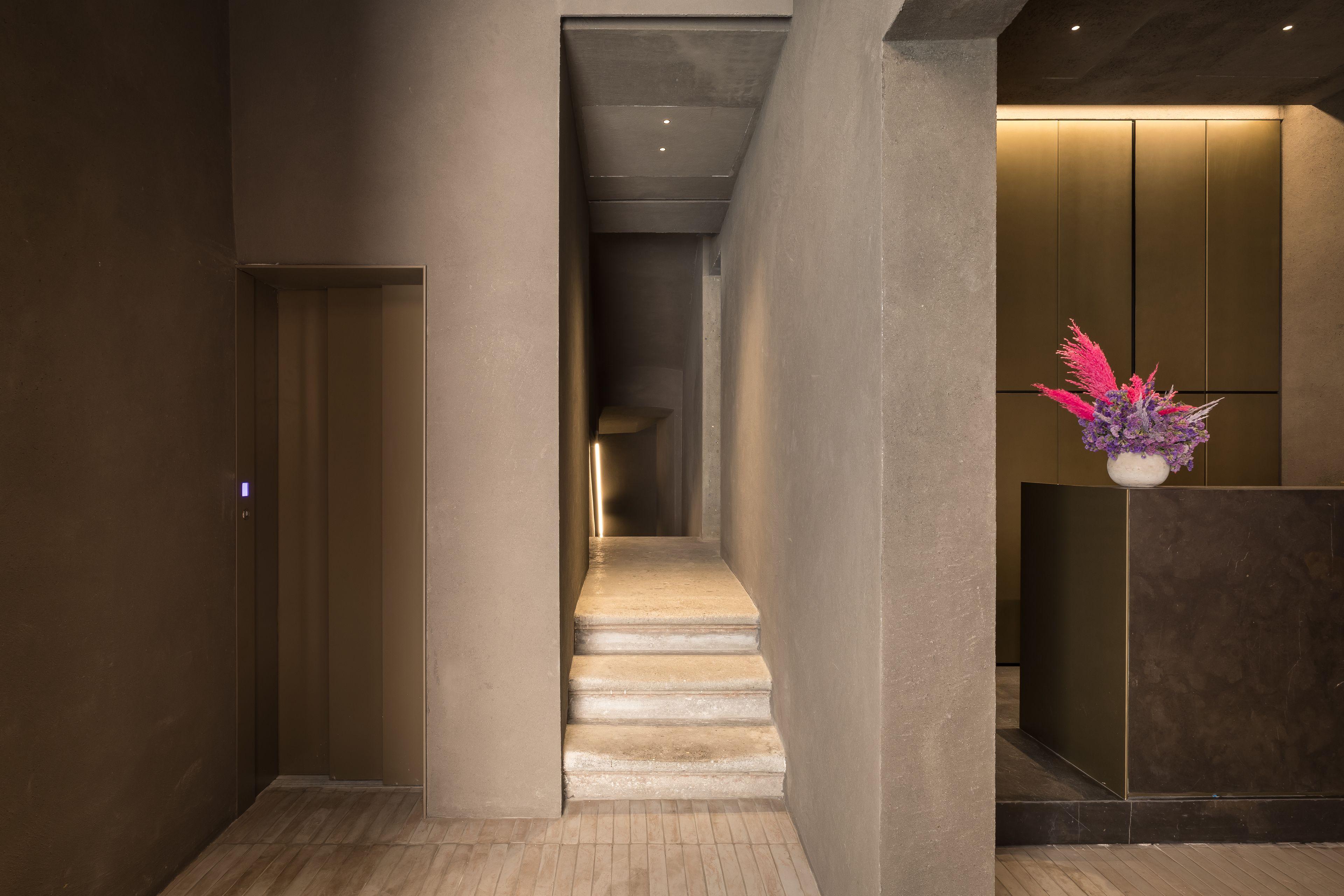 Hotel Scenario — Photos 2